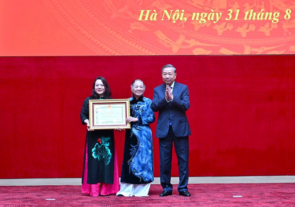 Truy tặng danh hiệu Anh hùng Lực lượng vũ trang cho Thượng tướng Bùi Thiện Ngộ - ảnh 2