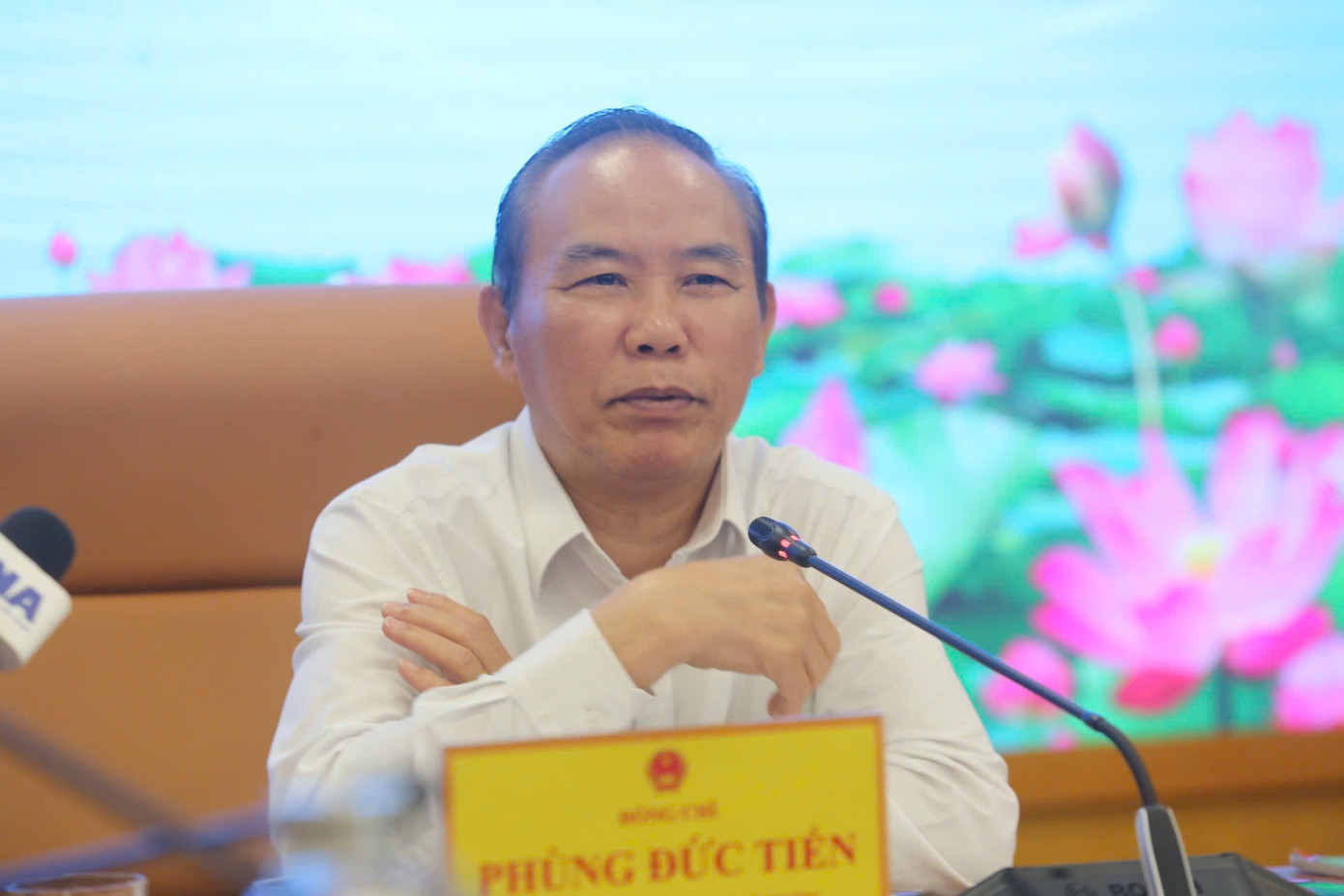 Ông Phùng Đức Tiến - Thứ trưởng Bộ NN&MT - phát biểu tại họp báo. untitled.jpg