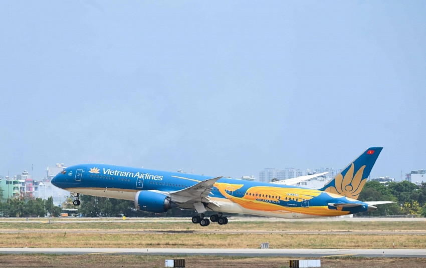 Vietnam Airlines (HVN) tăng tốc nửa cuối năm 2025, kỳ vọng bứt phá toàn diện