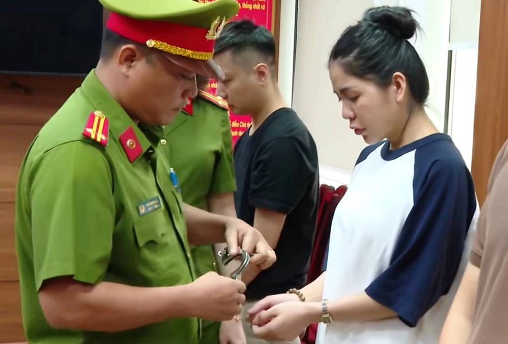 Bất ngờ trước số tiền hoa hồng 'khủng' của Hoa hậu Thùy Tiên trong vụ kẹo rau củ Kera - ảnh 3