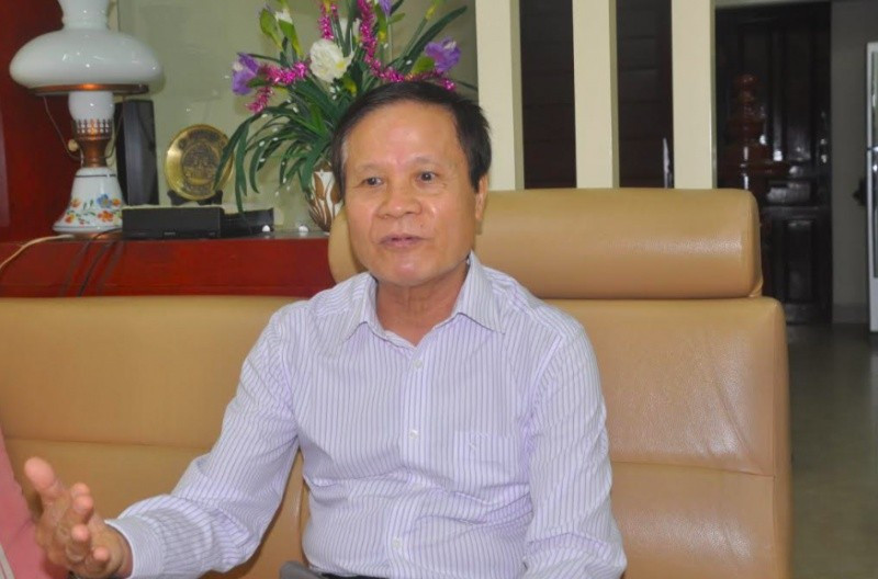 Chuyên gia Nguyễn Huy Hoạch cho rằng, việc chậm xoá cơ chế bù chéo khiến người dân hiện vẫn gánh cho doanh nghiệp. dien.jpg