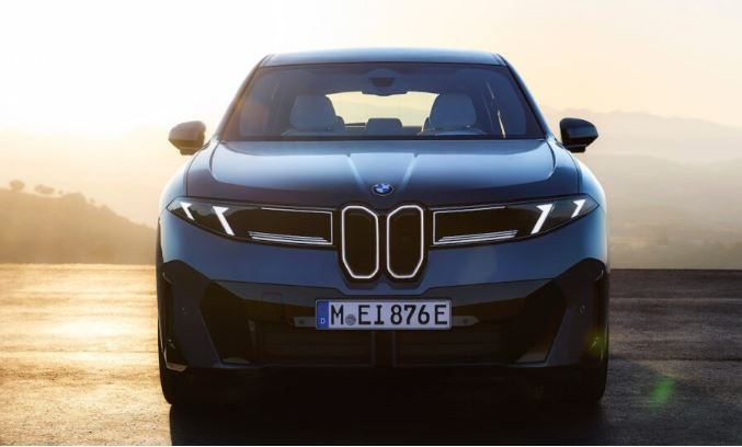 BMW iX3 - chuẩn mực mới của SUV điện: Tầm hoạt động 805km mạnh 463 mã lực, pin Gen6 bền hơn 42% cùng công nghệ '4 bộ siêu não'