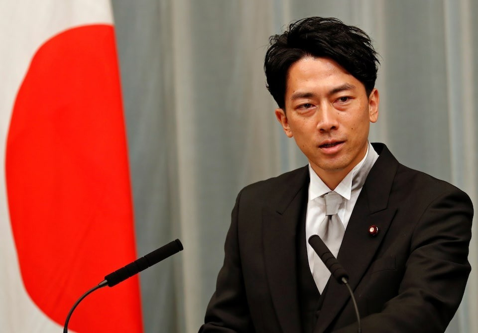 Ông Shinjiro Koizumi. (Ảnh: Reuters) rgi6mwu3pfixjmwbdwuucid4ui.jpg