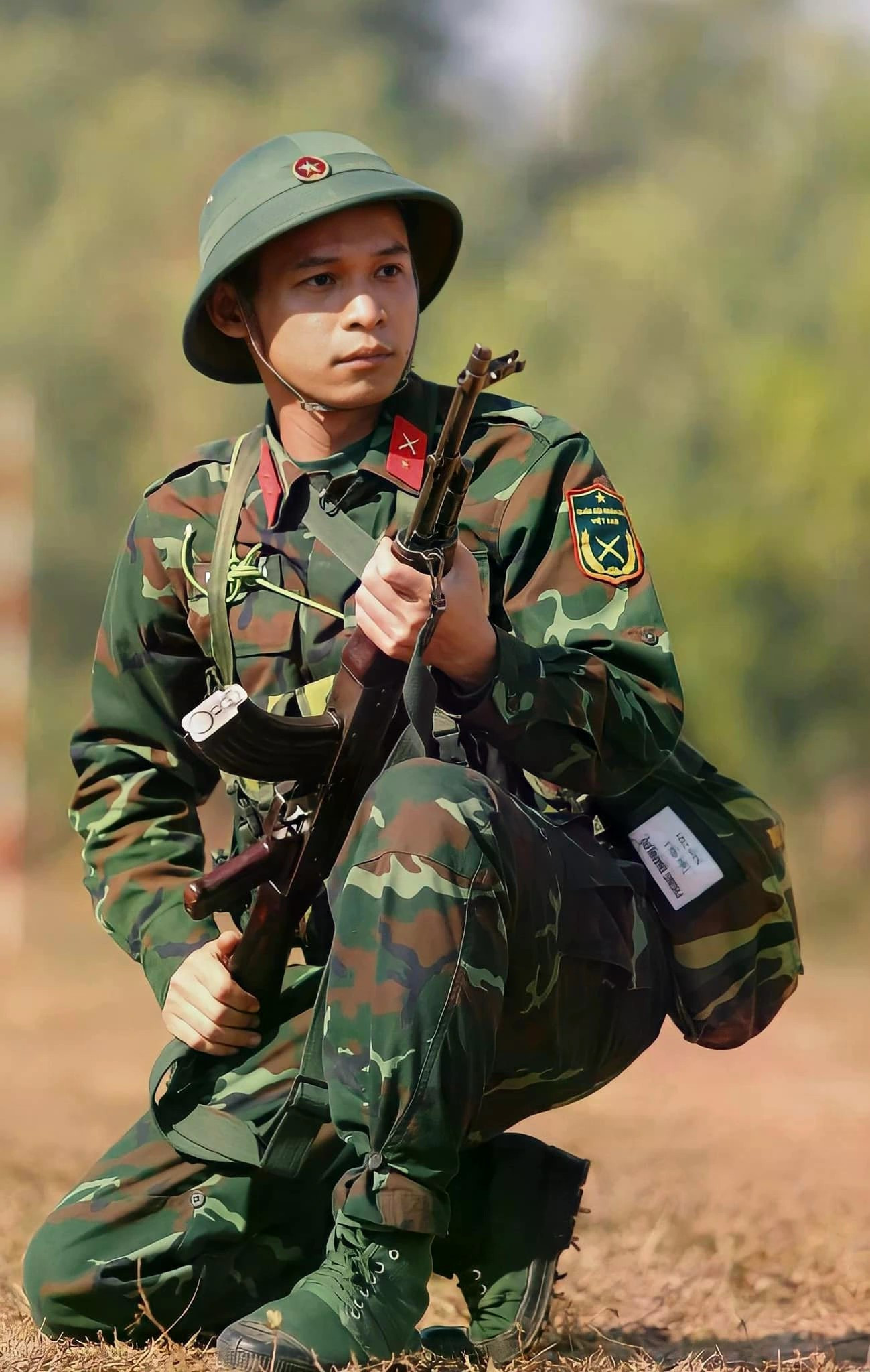 Khán giả tẩy chay, yêu cầu cắt sóng Độ Mixi trong chương trình Sao nhập ngũ. do-mixi.jpg