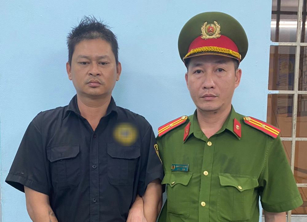 Truy xét, bắt khẩn cấp Nguyễn Thanh Sơn