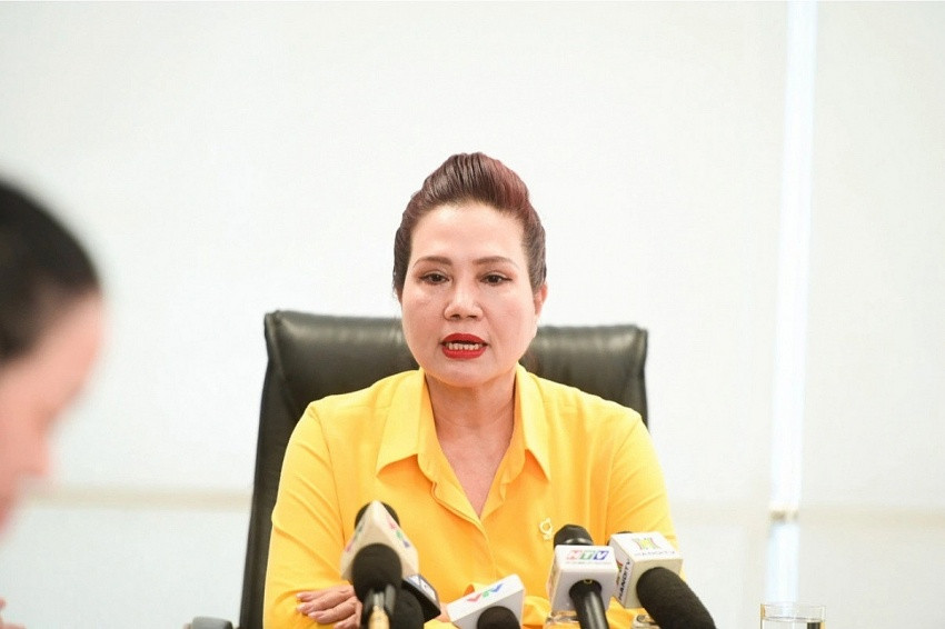 Cựu TGĐ SJC Lê Thúy Hằng và thủ đoạn chèn vàng nguyên liệu bên ngoài vào 6.255 lượng vàng SJC