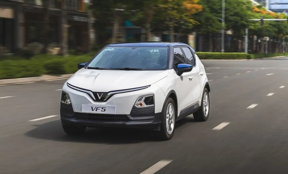 Mua VinFast VF 5 vì sạc miễn phí, sau khi lăn bánh hàng chục nghìn km ‘vạch rõ’ khả năng vận hành, kể luôn số tiền bảo dưỡng