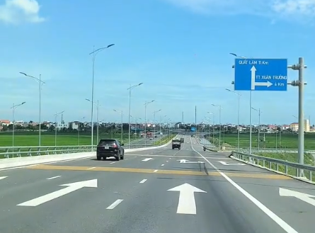 Sắp thông xe tuyến đường ven biển 6.400 tỷ, rút ngắn thời gian di chuyển Nam Định - Lạc Quần chỉ còn 25 phút- Ảnh 4. Sắp thông xe tuyến đường ven biển 6.400 tỷ, rút ngắn thời gian di chuyển Nam Định - Lạc Quần chỉ còn 25 phút- Ảnh 4.
