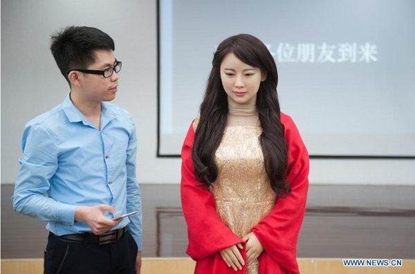 Mỹ 'đốt' hơn 500 tỷ USD vào AI, Trung Quốc âm thầm chọn con đường thực dụng nhưng hiệu quả - ảnh 1