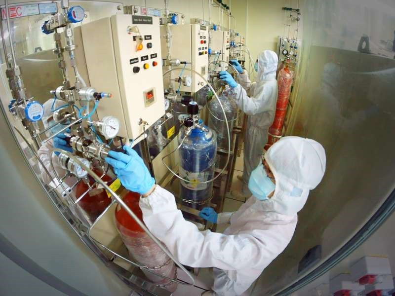 8 trường đại học có nhu cầu tuyển dụng quy mô lớn, thu nhập hàng trăm triệu mỗi tháng, được hỗ trợ đầu tư phòng thí nghiệm với kinh phí tối đa 30 tỷ đồng - ảnh 2