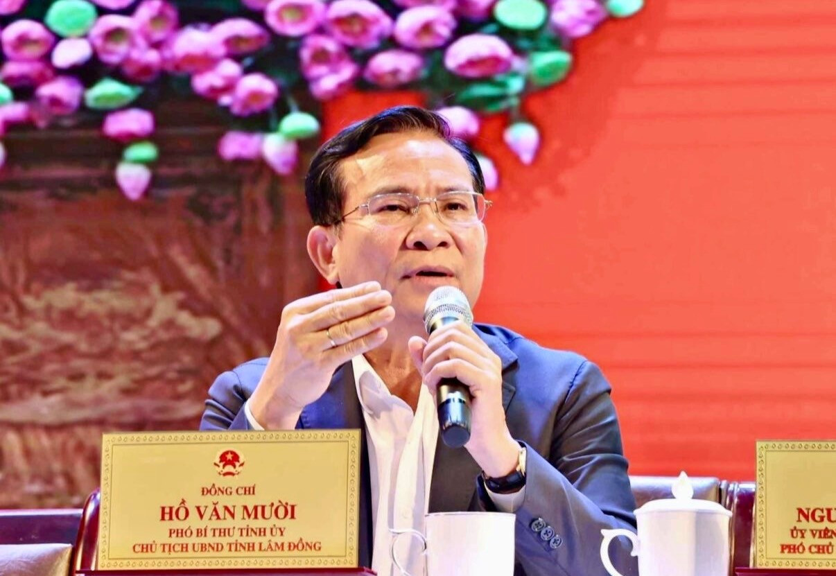 Ông Hồ Văn Mười - Chủ tịch UBND tỉnh Lâm Đồng, phát biểu. img-8413.jpg