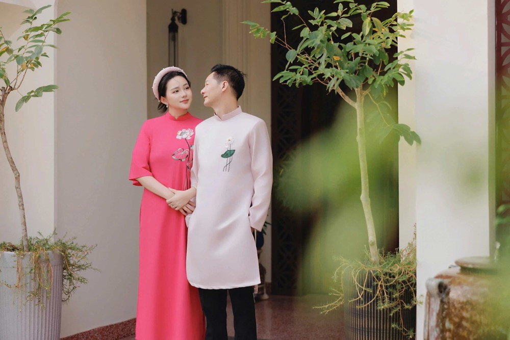 Cô gái quê Cà Mau vừa được đại gia hơn 26 tuổi tặng căn nhà view biển 10 tỷ ở thành phố đáng sống nhất VN, bất động sản khắp nơi - ảnh 2