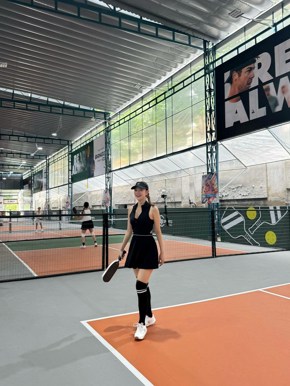 Nữ nghệ sĩ 'sướng nhất Việt Nam' là đây, mê pickleball đến nỗi chồng doanh nhân mở hẳn 12 sân xịn đét ngay sát nhà - ảnh 3