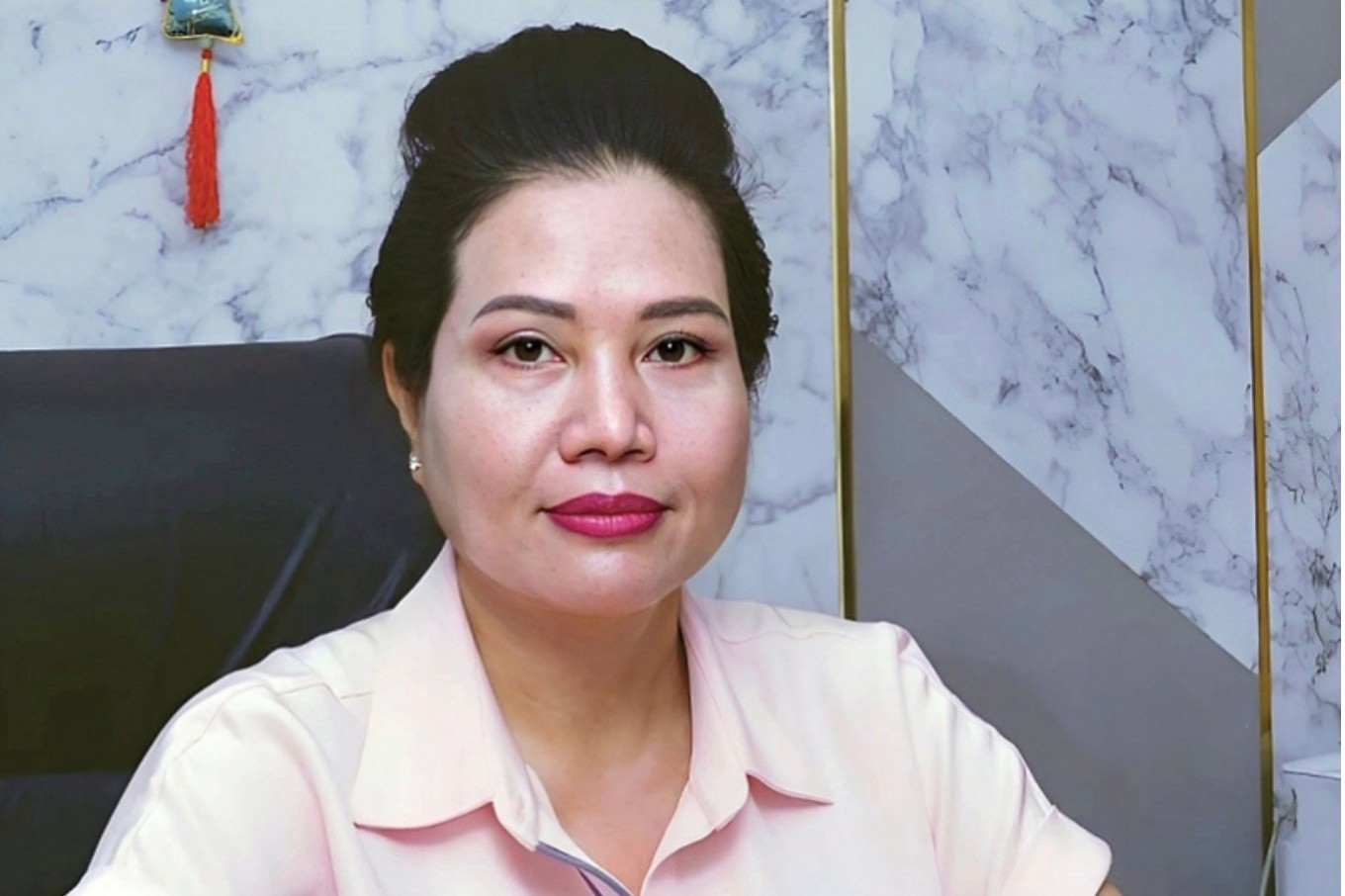 Bị can Lê Thúy Hằng, cựu TGĐ Công ty TNHH MTV Vàng bạc đá quý Sài Gòn (SJC). 544775088-24508723052117371-9135566980280072833-n.jpg