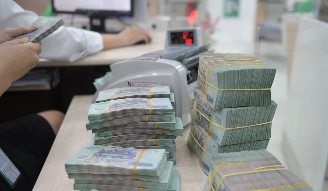 Tỷ giá, lãi suất từ nay đến cuối năm ra sao?