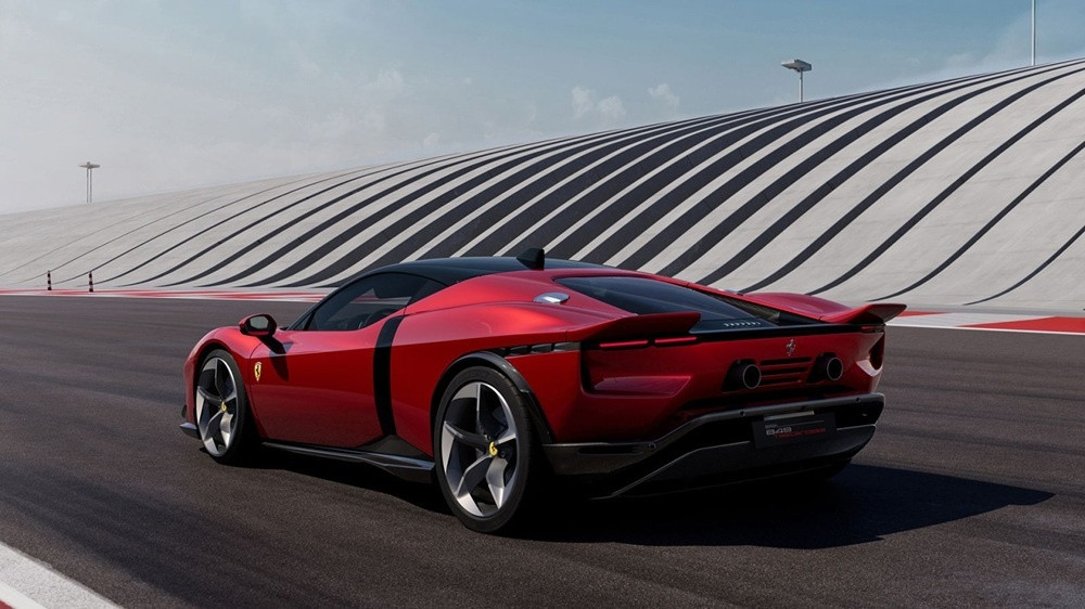 'Siêu ngựa' Ferrari 849 Testarossa 40 tỷ vừa được đại gia Hoàng Kim Khánh 'thêm vào giỏ hàng' có gì hot?