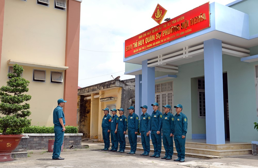 Mới nhất: Hướng dẫn xếp lương cho chỉ huy trưởng, phó chỉ huy trưởng, trợ lý tại Ban chỉ huy quân sự cấp xã - ảnh 1