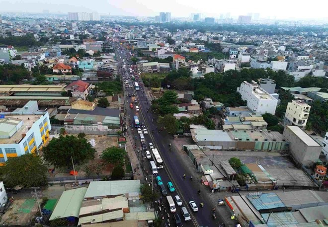 Thành phố giàu nhất Việt Nam sắp làm đường trên cao nghìn tỷ, giải cứu kẹt xe phía Đông Bắc- Ảnh 1. Thành phố giàu nhất Việt Nam sắp làm đường trên cao nghìn tỷ, giải cứu kẹt xe phía Đông Bắc- Ảnh 1.