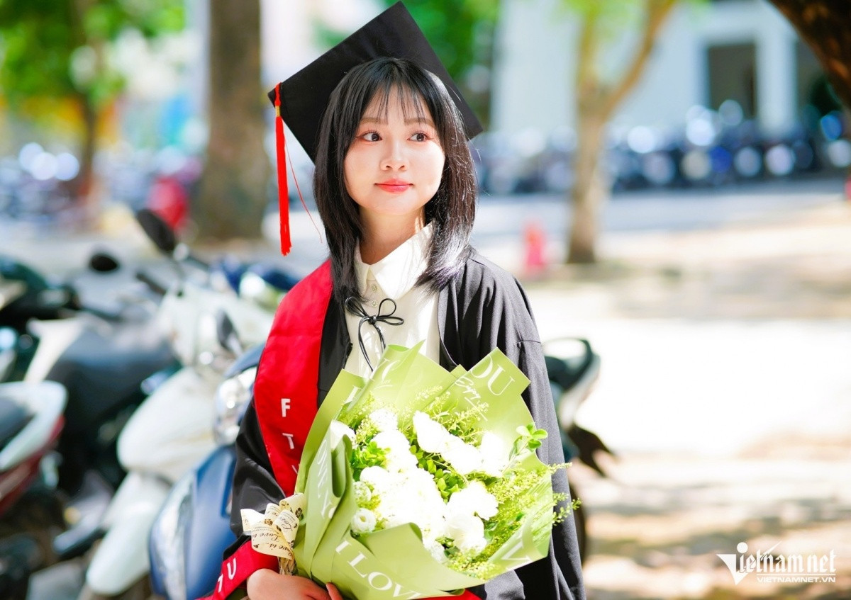 Nữ sinh Bắc Ninh xuất sắc tốt nghiệp 'Harvard Việt Nam' với GPA 4.0 tuyệt đối, hiện làm gì sau khi ra trường?