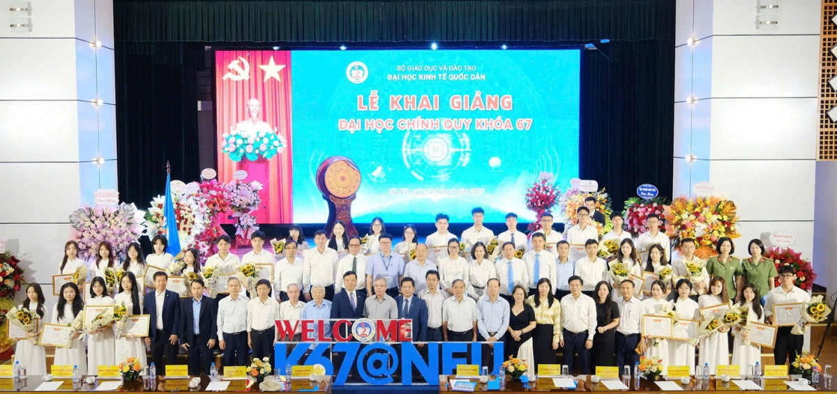 Bảo Việt dành hơn 8 tỷ đồng cho Quỹ học bổng “Bảo Việt - Niềm tin thắp sáng tương lai”