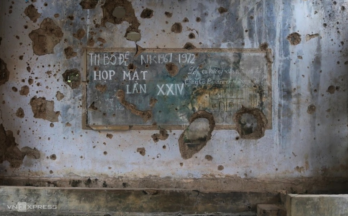 Công trình bất tử hiếm hoi còn sót lại sau 81 ngày đêm ở 'chảo lửa' thành cổ: Tường lỗ chỗ vết đạn, là di tích quốc gia đặc biệt- Ảnh 4.