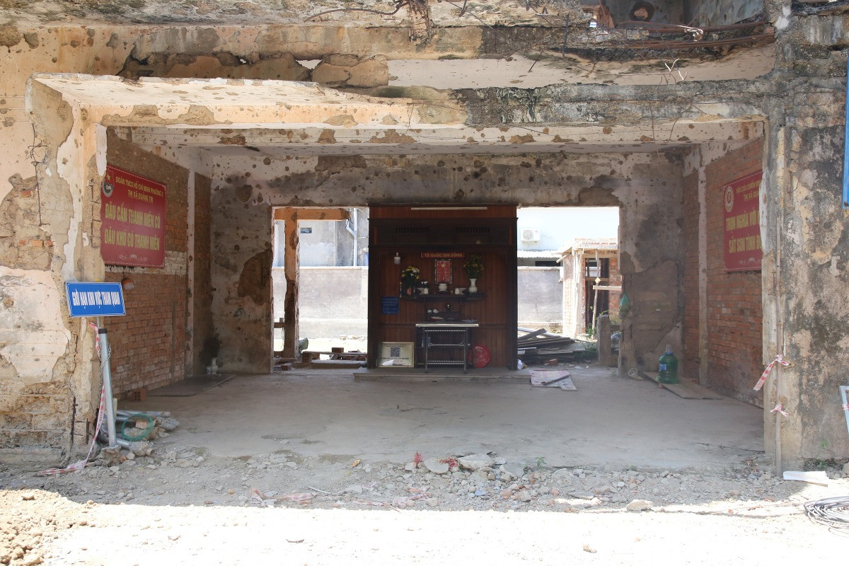 Công trình bất tử hiếm hoi còn sót lại sau 81 ngày đêm ở 'chảo lửa' thành cổ: Tường lỗ chỗ vết đạn, là di tích quốc gia đặc biệt- Ảnh 5.