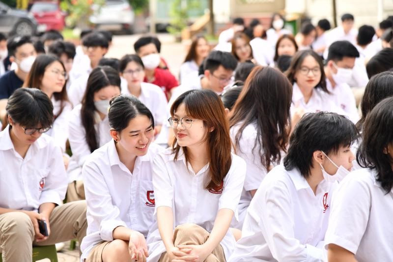 Chính phủ yêu cầu Bộ GD&ĐT xây dựng đề án thi tốt nghiệp THPT, thi đại học trên máy tính - ảnh 1