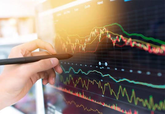 VN-Index đứt mạch tăng 5 phiên, dòng tiền lớn tiếp tục sôi động tại một nhóm cổ phiếu