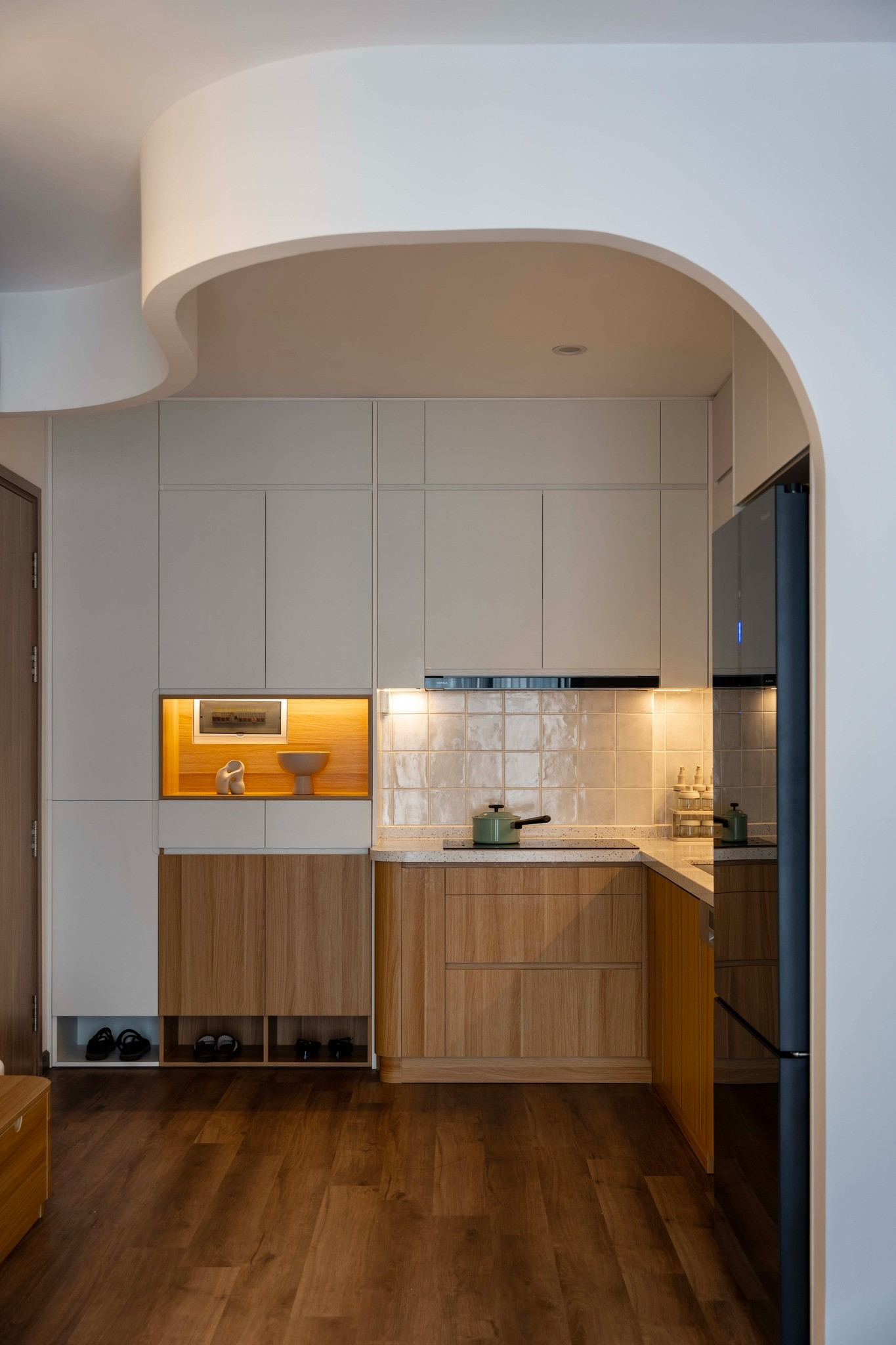 Tổ ấm 70m2 nổi bật với nội thất đương thời và bảng màu ấm cúng- Ảnh 6. Tổ ấm 70m2 nổi bật với nội thất đương thời và bảng màu ấm cúng- Ảnh 6.