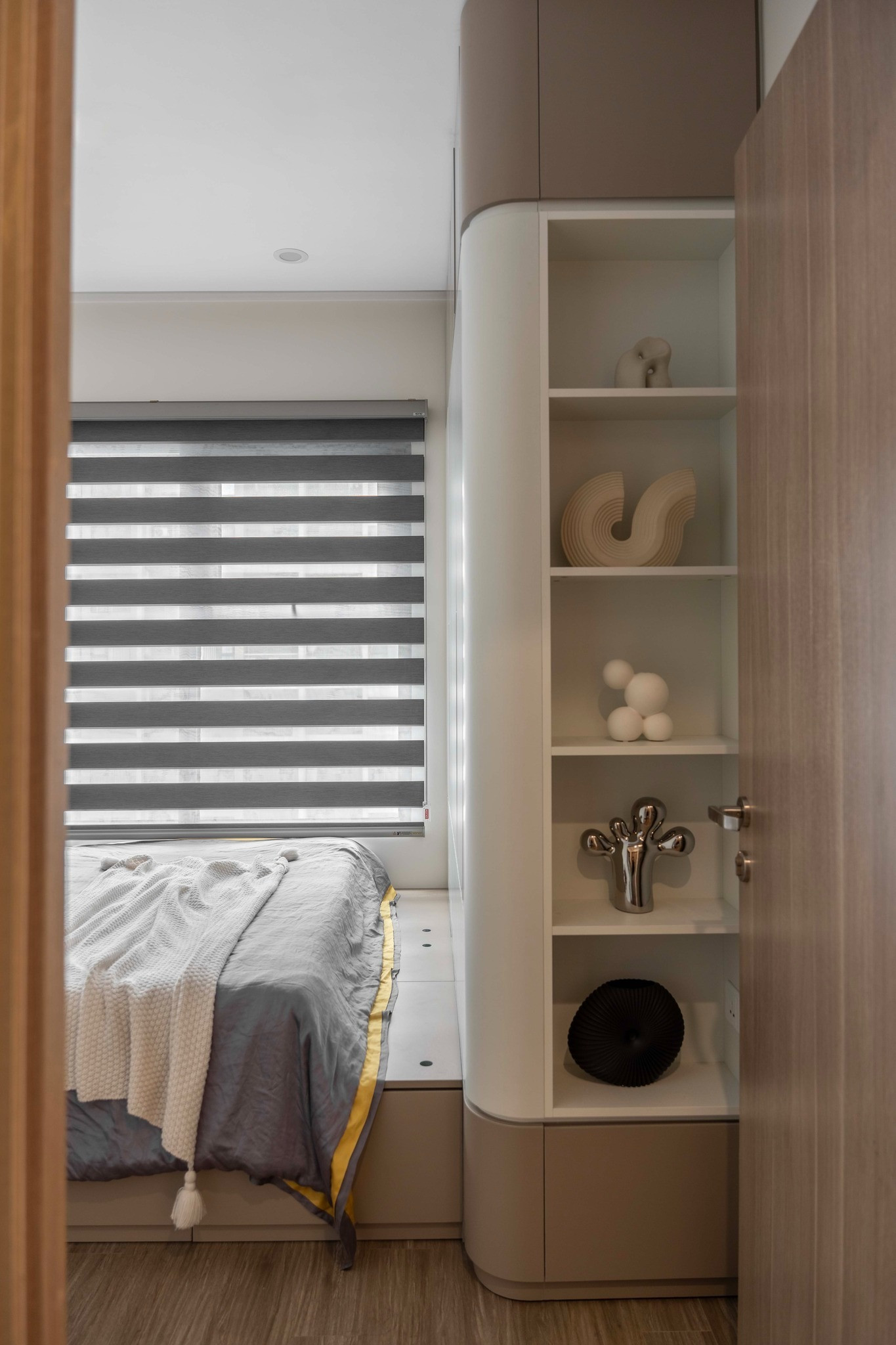 Tổ ấm 70m2 nổi bật với nội thất đương thời và bảng màu ấm cúng- Ảnh 9. Tổ ấm 70m2 nổi bật với nội thất đương thời và bảng màu ấm cúng- Ảnh 9.