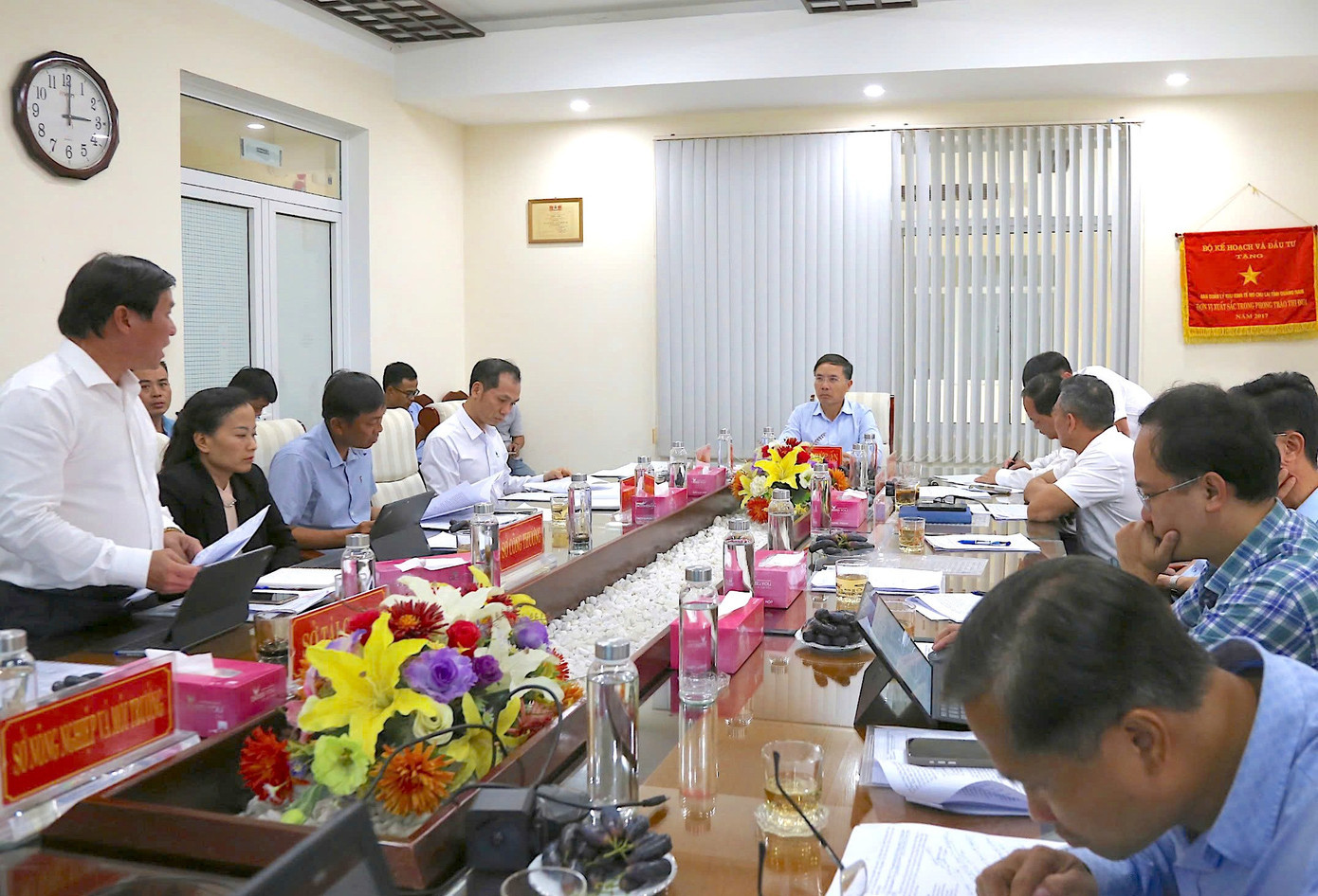 Chủ tịch UBND thành phố Đà Nẵng làm việc với Ban quản lý KKT&KCN. chu-tich-dn-lam-viec-voi-bql-kkt-va-kcn.jpg