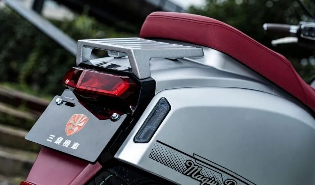 ‘Siêu xe ga’ 125cc với thiết kế cổ điển: Trang bị phanh ABS, ‘xăng ăn như ngửi’, ‘giá rẻ như cho’ ngang với Honda Wave Alpha