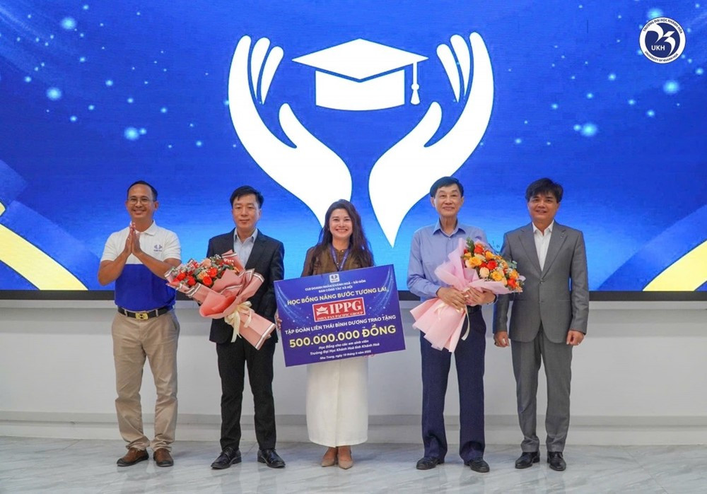 Tỷ phú U80 Johnathan Hạnh Nguyễn trao món quà đặc biệt cho ‘quê hương’ - ảnh 1