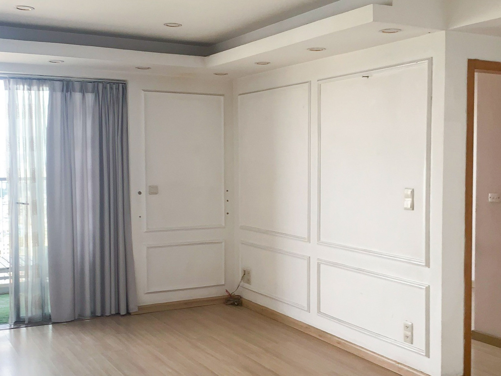 Căn hộ cũ ‘lột xác’ thành không gian sống sang trọng, hiện đại chỉ với 5 triệu đồng/m2- Ảnh 3. Căn hộ cũ ‘lột xác’ thành không gian sống sang trọng, hiện đại chỉ với 5 triệu đồng/m2- Ảnh 3.