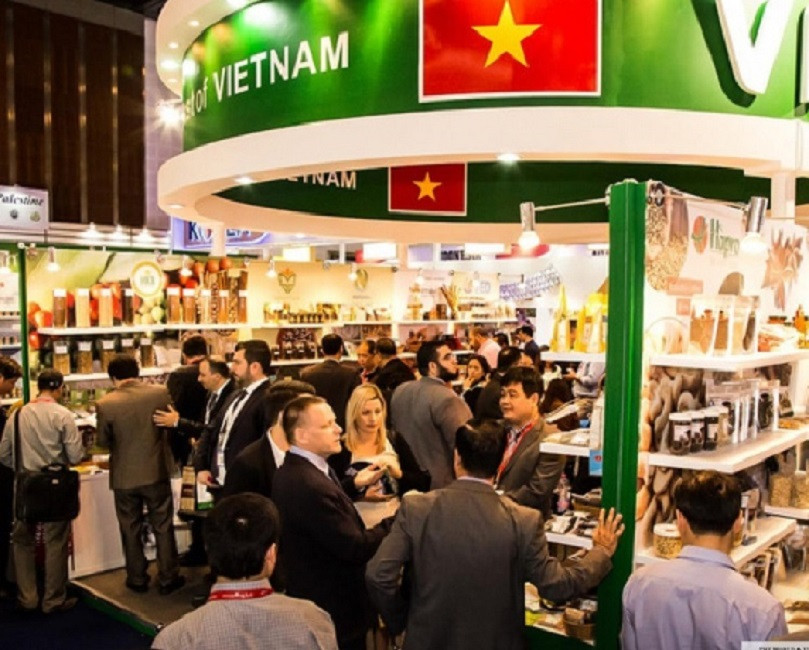 Thủ tướng chỉ thị các nhiệm vụ, giải pháp trọng tâm thúc đẩy xuất khẩu, phát triển thị trường ngoài nước- Ảnh 1.