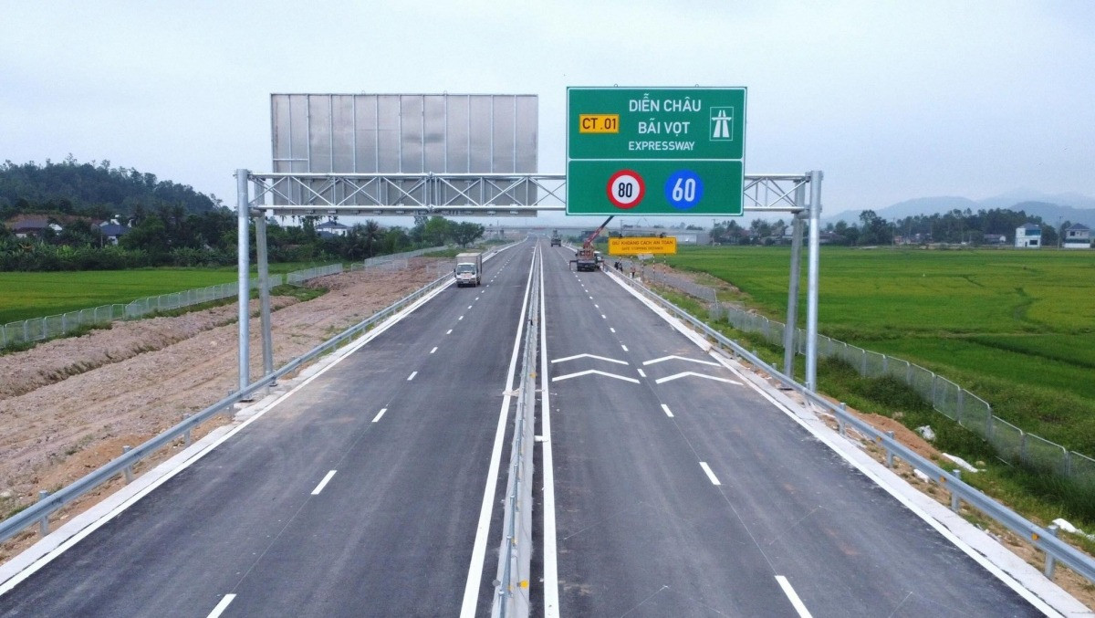 Thông tin mới nhất về cao tốc 60km qua tỉnh Nghệ An, góp phần nối thông đến Thủ đô của Lào- Ảnh 2.