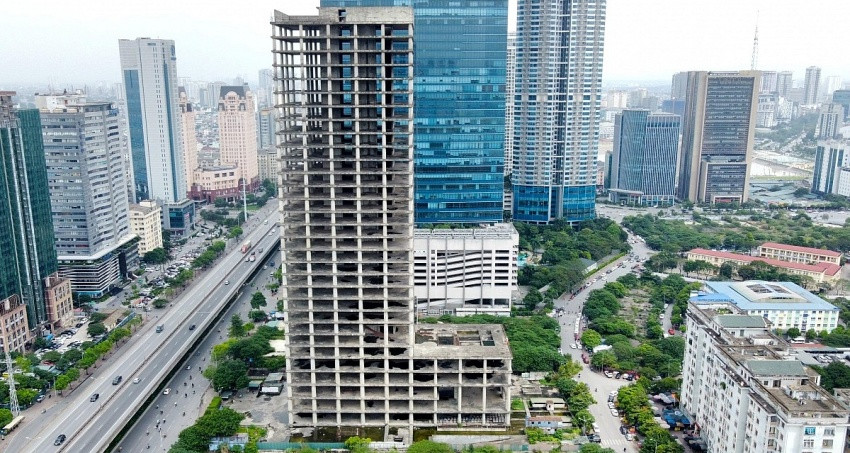 Khởi tố 3 cựu lãnh đạo Tổng Công ty Xi măng Việt Nam vì sai phạm tại dự án tháp nghìn tỷ đắp chiếu giữa Hà Nội