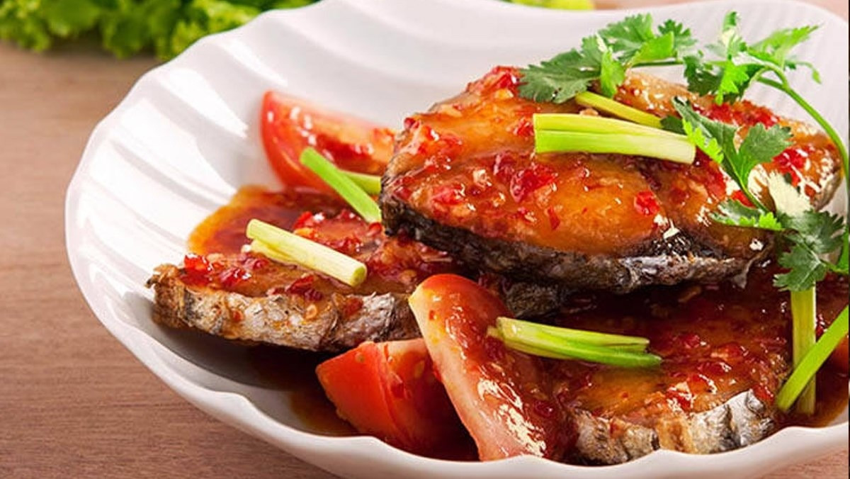 Rẻ hơn cá hồi, loại cá này vẫn giúp người Việt tuổi trung niên khỏe cơ, sáng trí, sống thọ