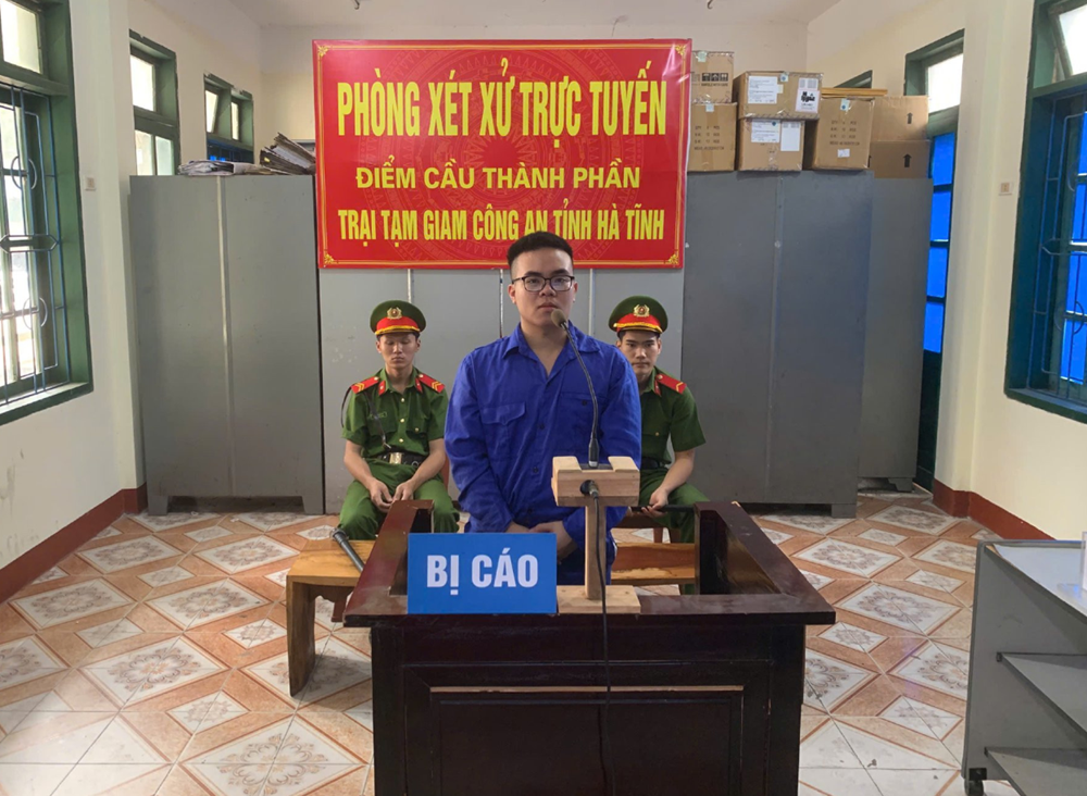 Sinh viên Trần Quang Huy lĩnh án 7 năm tù - ảnh 1