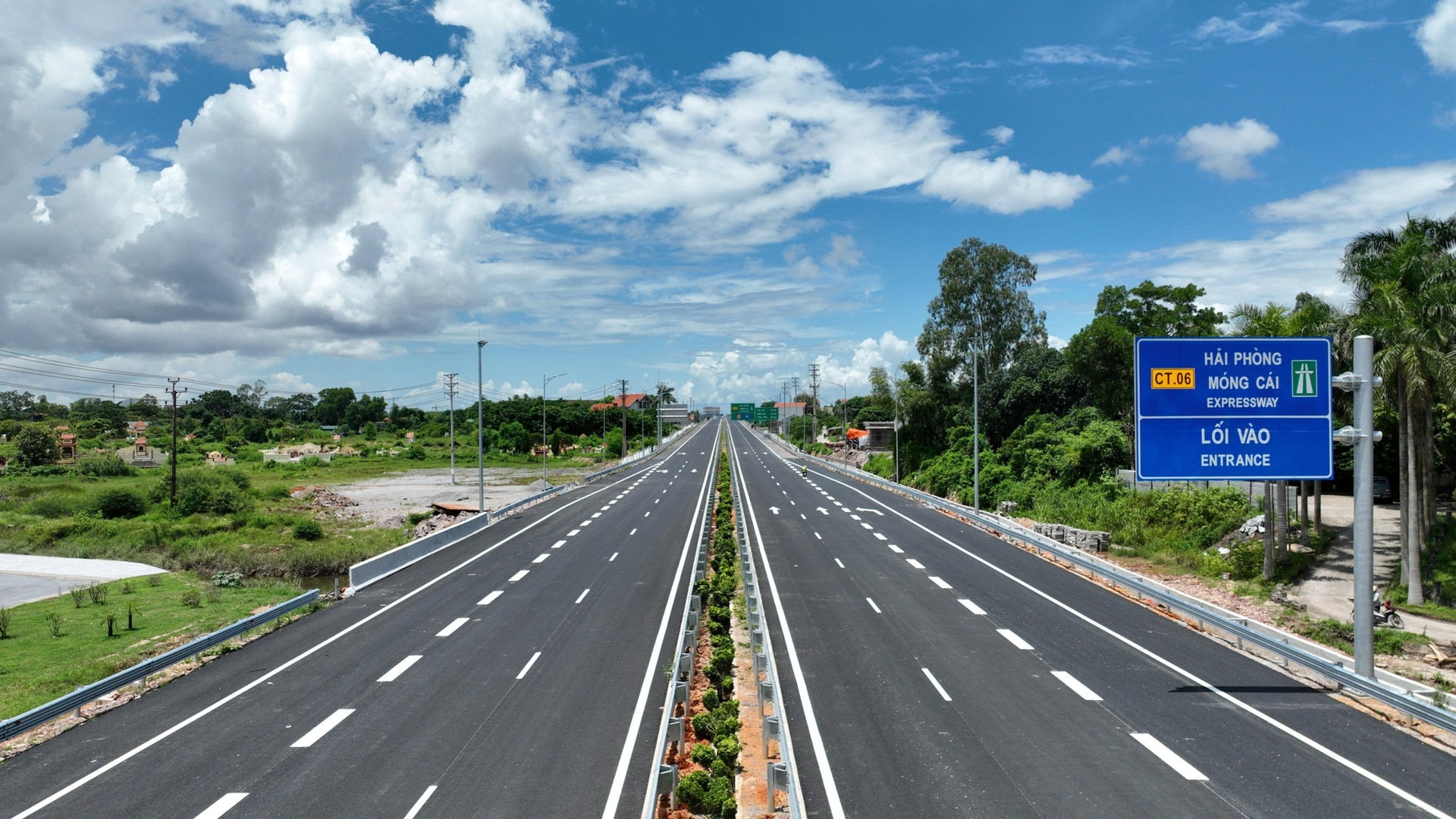 Hạ tầng và dòng vốn 1,28 triệu tỷ đồng: Động lực quan trọng cho thị trường bất động sản Việt Nam- Ảnh 2. Hạ tầng và dòng vốn 1,28 triệu tỷ đồng: Động lực quan trọng cho thị trường bất động sản Việt Nam- Ảnh 2.