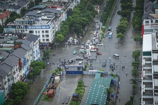 Thiệt hại do mưa lớn sau bão số 10: Số người thương vong tiếp tục tăng, giao thông tê liệt tại nhiều địa phương - ảnh 16