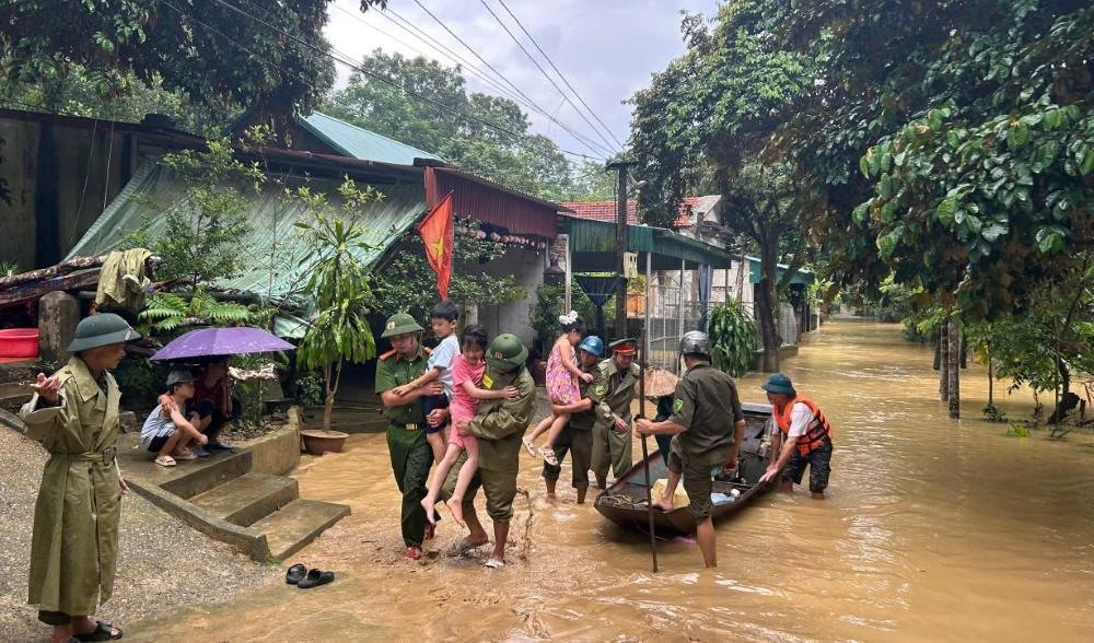 Bộ Y tế ra cảnh báo khẩn liên quan đến bão số 10 - ảnh 2