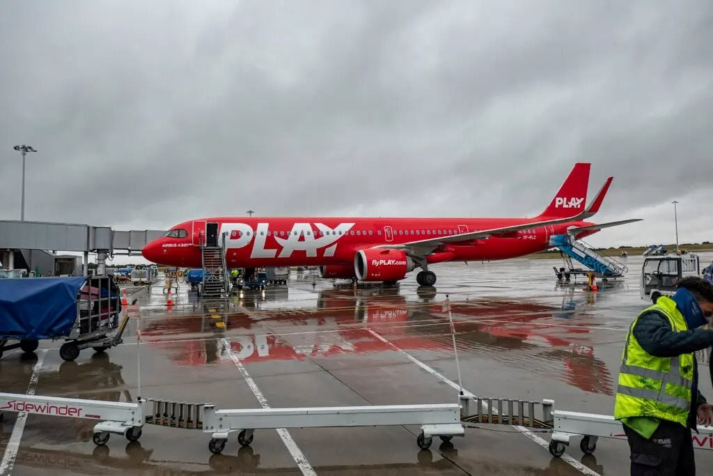 play-airline.jpg