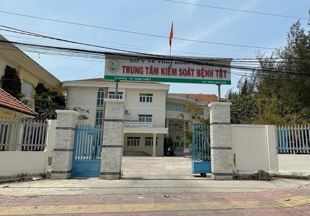 Khởi tố, bắt giam một nguyên Giám đốc CDC - ảnh 1