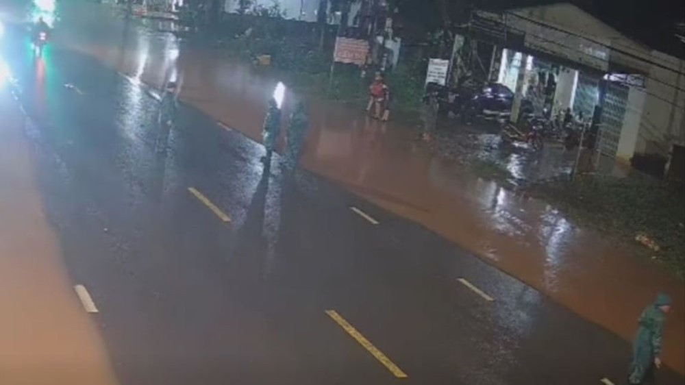 Chủ tịch UBND xã bị xe tông tử vong - ảnh 2