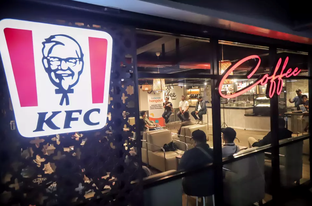 KFC đóng cửa thêm 19 cửa hàng, sa thải hàng trăm nhân viên ở Đông Nam Á - ảnh 1