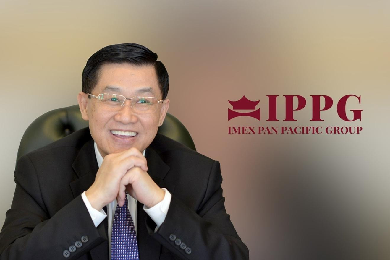 'Vua hàng hiệu' Johnathan Hạnh Nguyễn lọt Top 10 doanh nhân Việt Nam tiêu biểu