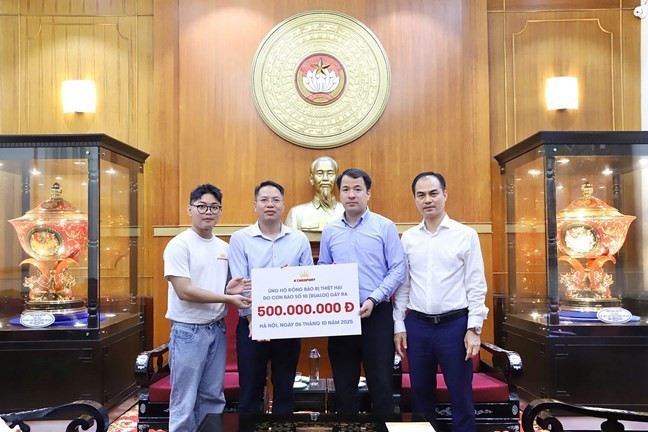 tienphong-610ungho1.jpg