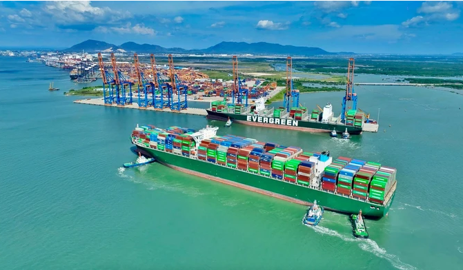Cảng biển đặc biệt của Việt Nam sẽ trở thành cảng quốc tế trung chuyển tầm cỡ châu Á và thế giới- Ảnh 2.