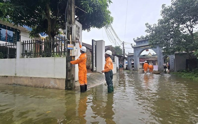 Gần 14.000 người dân tại Hà Nội không có điện - ảnh 1